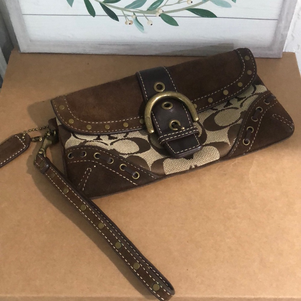 Small brown coach clutch bag